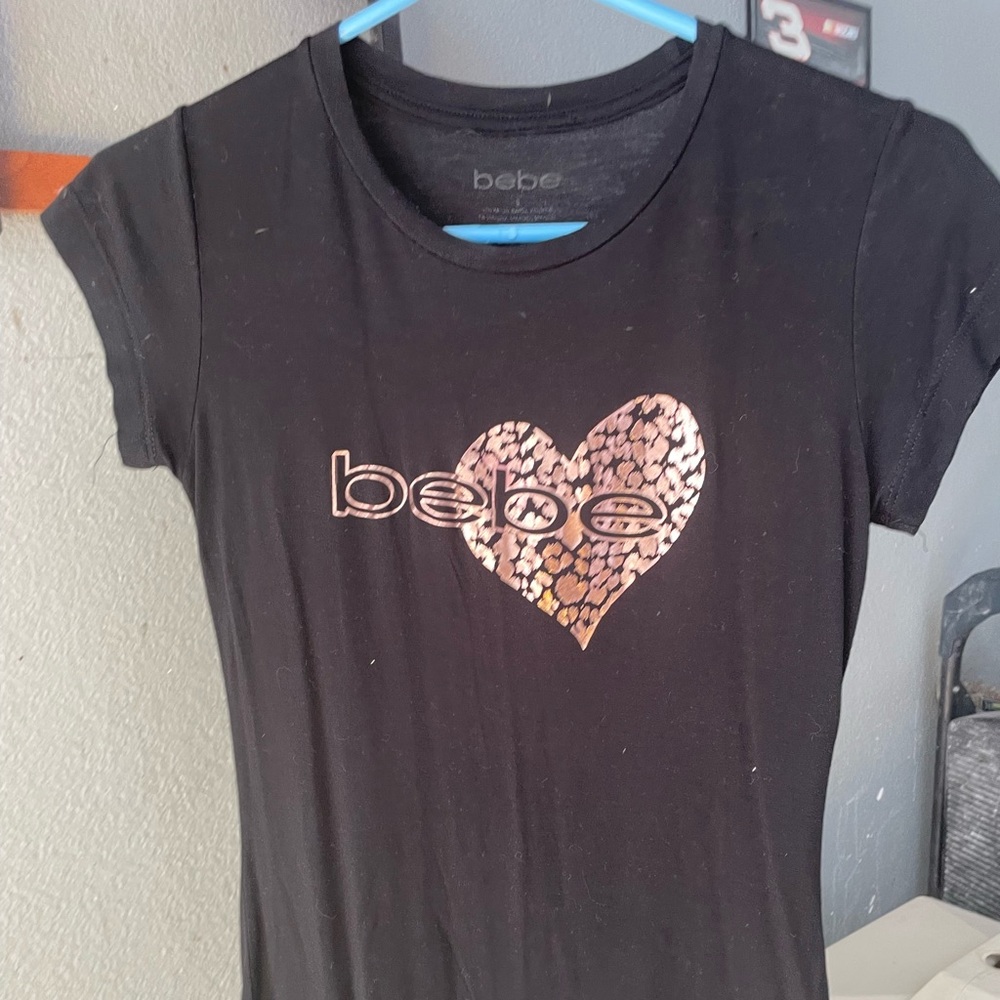 Bebe black tee with rose gold heart logo size medium
